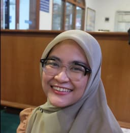 Fatiha Najma Yustisia, S.Pd.
